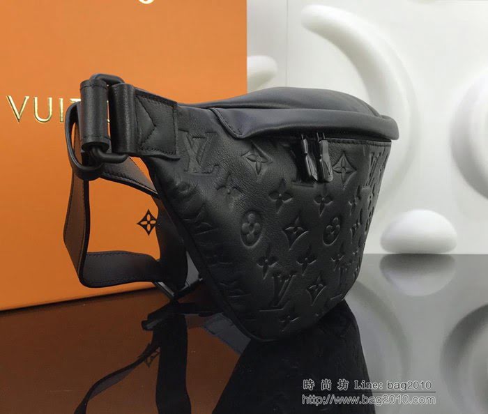 路易威登LV女包 頂級原單 M44388 壓紋小牛皮 Discovery腰包 休閒時尚風格 佩戴於腰間 肩背或斜挎  ydh2668